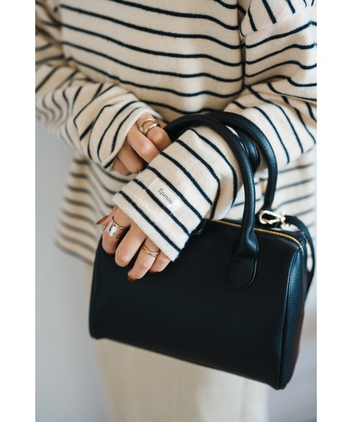 Amourire(アムリール)の「【yumi.コラボ】配色リブボーダートップス(Tシャツ/カットソー・レディース・ブラウン/ホワイト/ブラック・L/M)」の7枚目の写真