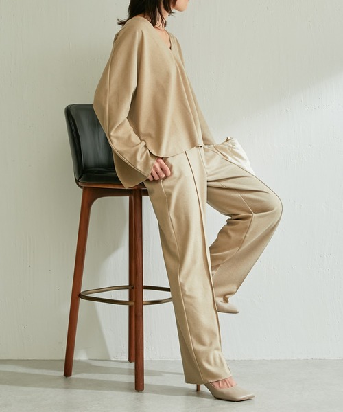 COLLAGE GALLARDAGALANTE（コラージュガリャルダガランテ）の「圧縮ワイドパンツ（スラックス・レディース・ホワイト/チャコールグレー/ベージュ・1/0）」の4枚目の写真