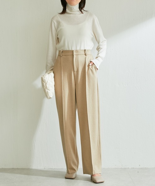 COLLAGE GALLARDAGALANTE（コラージュガリャルダガランテ）の「圧縮ワイドパンツ（スラックス・レディース・ホワイト/チャコールグレー/ベージュ・1/0）」の11枚目の写真