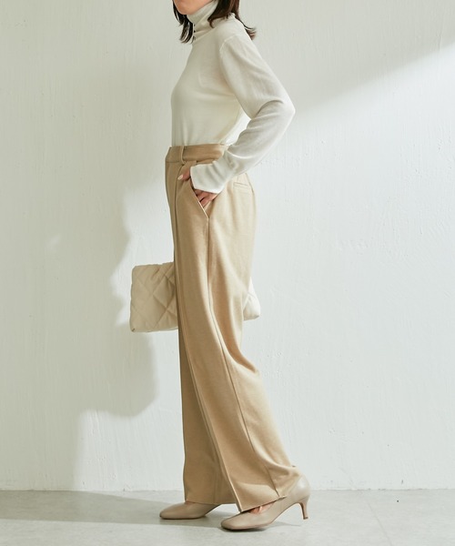 COLLAGE GALLARDAGALANTE（コラージュガリャルダガランテ）の「圧縮ワイドパンツ（スラックス・レディース・ホワイト/チャコールグレー/ベージュ・1/0）」の21枚目の写真