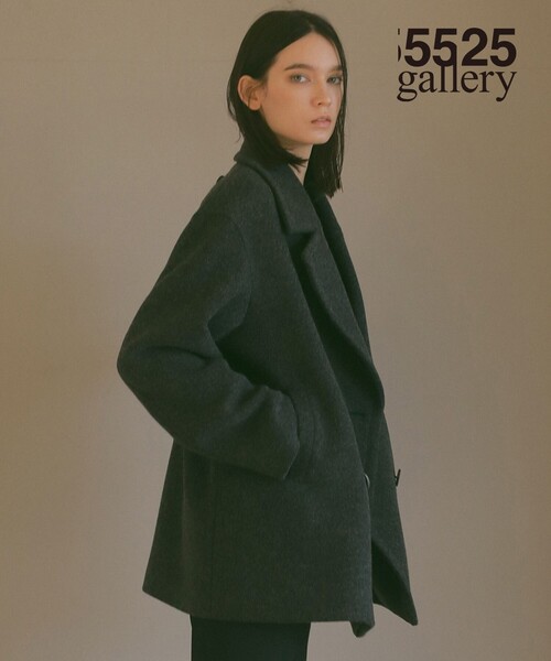 23区(ニジュウサンク)の「【23区 | 5525gallery】ラムメルトン ビッグカラー コート(ピーコート・レディース・ライトグレー系/ブラック系・40/38)」の1枚目の写真
