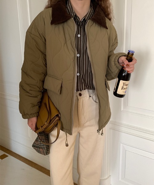 almo（アルモ）の「配色カラーキルティングコート(le)（ステンカラーコート・レディース・オフホワイト/ブラック/カーキ/ベージュ・FREE）」の4枚目の写真