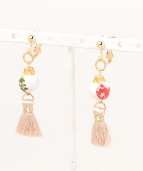 tone(トーン)の「【nocca】ornament earring(イヤリング・レディース・ホワイト/レッド・FREE)」の1枚目の写真