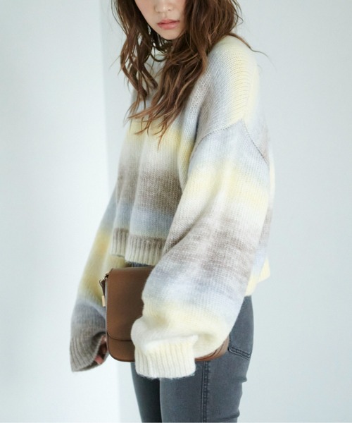 FREE'S MART(フリーズマート)の「グラデーションボーダーチュニックニット(ニット/セーター・レディース・イエロー/ライトグリーン・FREE)」の6枚目の写真