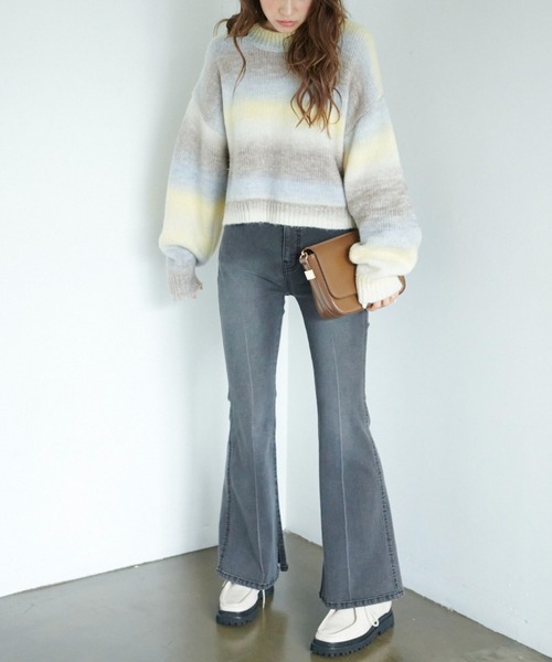 FREE'S MART(フリーズマート)の「グラデーションボーダーチュニックニット(ニット/セーター・レディース・イエロー/ライトグリーン・FREE)」の11枚目の写真