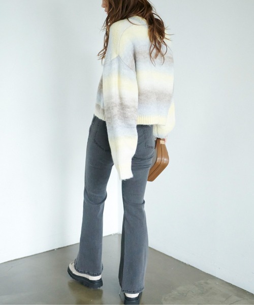 FREE'S MART(フリーズマート)の「グラデーションボーダーチュニックニット(ニット/セーター・レディース・イエロー/ライトグリーン・FREE)」の14枚目の写真