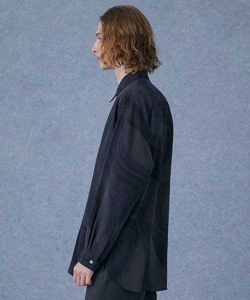 PUBLIC TOKYO(パブリックトウキョウ)の「トロミマーブルオーバーリラックスシャツ(シャツ/ブラウス・メンズ・ライトベージュ/ダークグレー/ベージュ・1/2)」の8枚目の写真