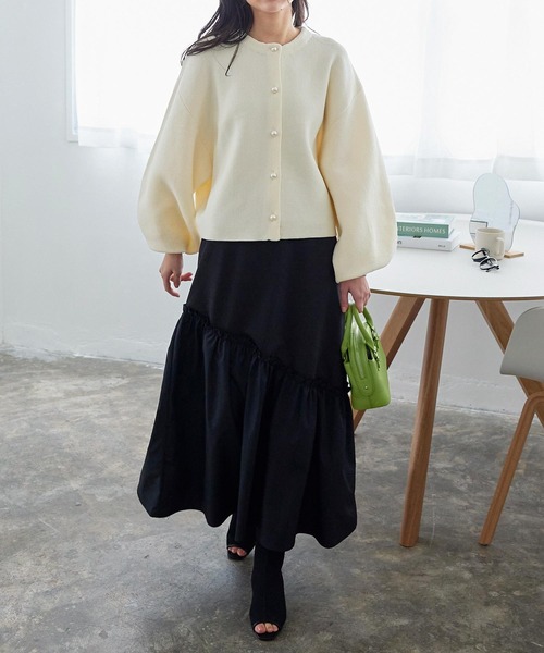 KOBE LETTUCE(コウベレタス)の「アシメ切替えセミフレアスカート(スカート・レディース・ブラック/カーキ/オフホワイト・FREE)」の5枚目の写真