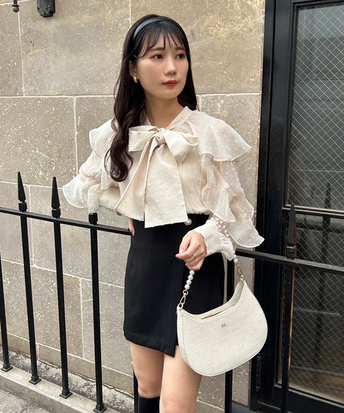 one after another NICE CLAUP（ワンアフターアナザーナイスクラップ）の「【TVで紹介】前後2wayリボンブラウス（シャツ/ブラウス・レディース・ブラック系その他/アイボリー/イエロー系その他/ブルー系その他・FREE）」の20枚目の写真