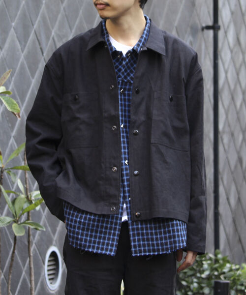 GLOSTER（グロスター）の「【GLOSTER/グロスター】オーバーサイズ トラッカージャケット サイドスリット セットアップ対応（ブルゾン・メンズ・ブラック・L/M）」の15枚目の写真