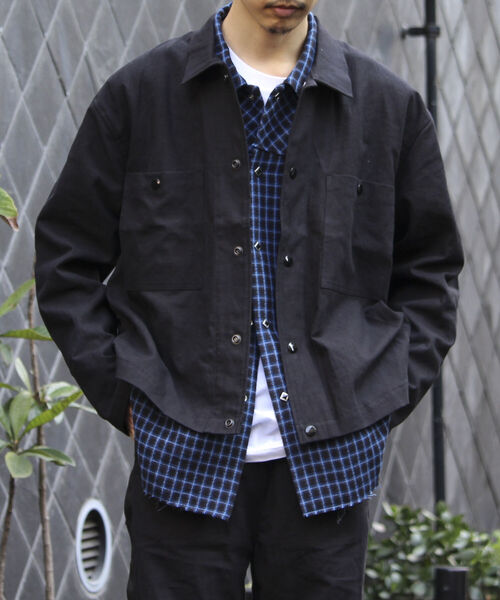 GLOSTER（グロスター）の「【GLOSTER/グロスター】オーバーサイズ トラッカージャケット サイドスリット セットアップ対応（ブルゾン・メンズ・ブラック・L/M）」の4枚目の写真