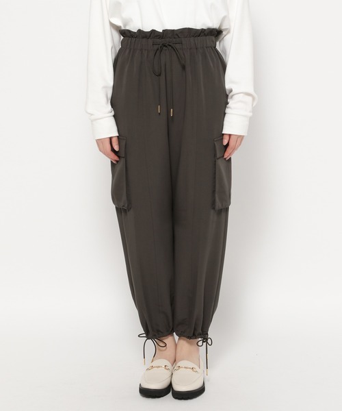 mysty woman（ミスティウーマン）の「ドロストカーゴパンツ 182207（カーゴパンツ・レディース・アイボリー/チャコールグレー/ライトグリーン・FREE）」の8枚目の写真