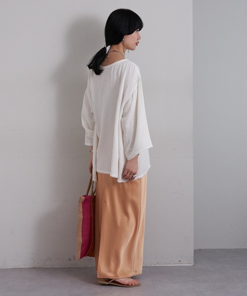 SHENERY（シーナリー）の「フリンジシアーオーバーチュニック（シャツ/ブラウス・レディース・オフホワイト/ベージュ・FREE）」の15枚目の写真