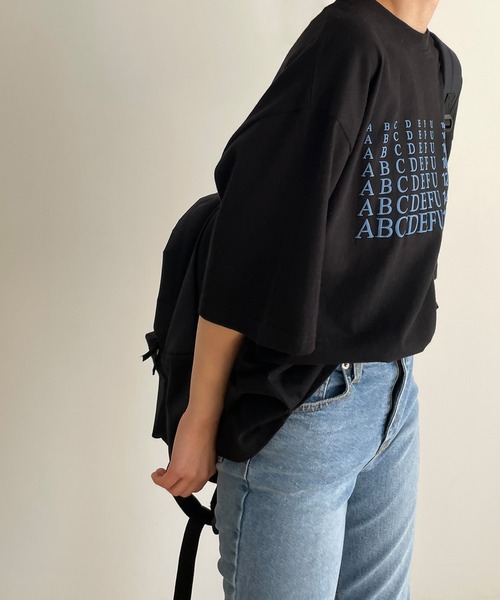 El mar（エルマール）の「El mar(エルマール) "ABCDEFU"プリント半袖Tシャツ（Tシャツ/カットソー・レディース・ブラック/ライトグレー・ONE SIZE）」の5枚目の写真