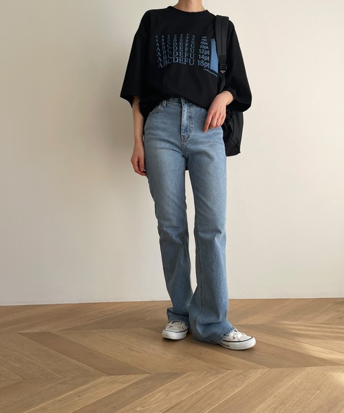 El mar（エルマール）の「El mar(エルマール) "ABCDEFU"プリント半袖Tシャツ（Tシャツ/カットソー・レディース・ブラック/ライトグレー・ONE SIZE）」の4枚目の写真