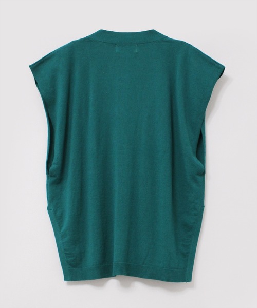 RNA-N（アールエヌエーエヌ）の「K2626 コットンノースリベスト（ベスト・レディース・ベージュ/グリーン/チャコール・MEDIUM）」の10枚目の写真