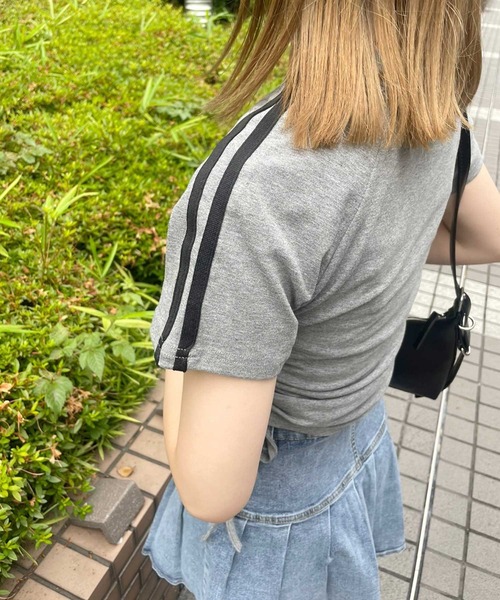 SPIGA（スピーガ）の「ｻｲﾄﾞｼｬｰﾘﾝｸﾞﾗｲﾝﾛｺﾞTｼｬﾂ（Tシャツ/カットソー・レディース・ホワイト/グレー/ブラック・FREE）」の11枚目の写真