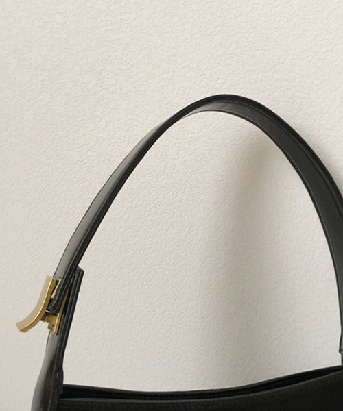 Silly（シリー）の「レザーライクスクエアワンショルダーバッグ（ハンドバッグ・レディース・ブラウン/ホワイト/ブラック・FREE）」の20枚目の写真