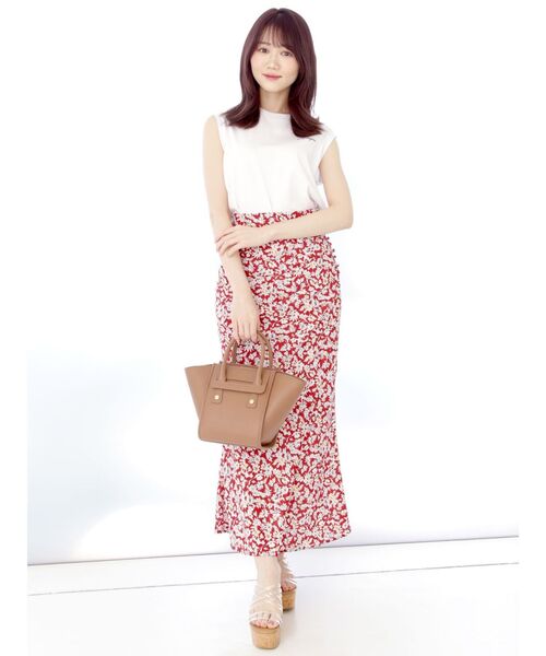 Champion（チャンピオン）の「Champion別注ロゴ入りノースリTシャツ（Tシャツ/カットソー・レディース・オフホワイト/グリーン/ベージュ・FREE）」の10枚目の写真