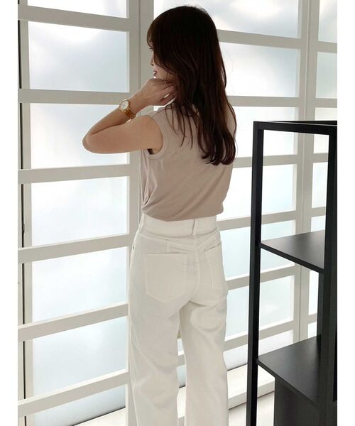 Champion（チャンピオン）の「Champion別注ロゴ入りノースリTシャツ（Tシャツ/カットソー・レディース・オフホワイト/グリーン/ベージュ・FREE）」の14枚目の写真