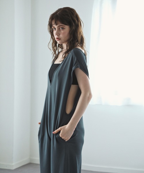 aity(アイティ)の「UPF50+ 2WAYサロペットオールインワン ワイドパンツ レディースラッシュガード(ラッシュガード・レディース・モカ/チャコール/ブラック・FREE)」の13枚目の写真