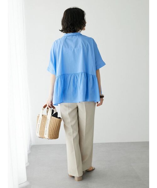 CRAFT STANDARD BOUTIQUE(クラフトスタンダードブティック)の「ペプラムブラウス(シャツ/ブラウス・レディース・サックスブルー/ブルー系その他6/オフホワイト・FREE)」の4枚目の写真