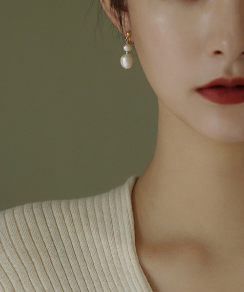 Ritomo De Ricco(リトモ・デ・リコ)の「落ちにくい!痛くなりにくいピアス風淡水パールーイヤリング(イヤリング・レディース・ゴールド・FREE)」の1枚目の写真
