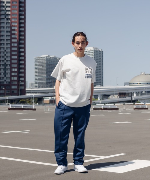 FCMM(エフシーエムエム)の「【日本限定アイテム】SMILE S/S TEE/スマイルショートスリーブT(Tシャツ/カットソー・メンズ・ブラック/ホワイト/ネイビー・LARGE/MEDIUM)」の14枚目の写真