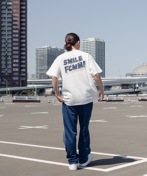 FCMM(エフシーエムエム)の「【日本限定アイテム】SMILE S/S TEE/スマイルショートスリーブT(Tシャツ/カットソー・メンズ・ブラック/ホワイト/ネイビー・LARGE/MEDIUM)」の12枚目の写真