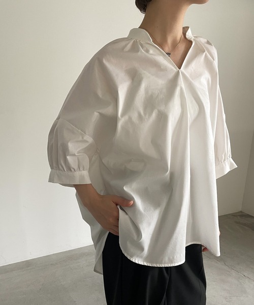 cona（コナ）の「スタンドギャザーVネックブラウス（シャツ/ブラウス・レディース・パープル/ブルー/オフホワイト・FREE）」の20枚目の写真