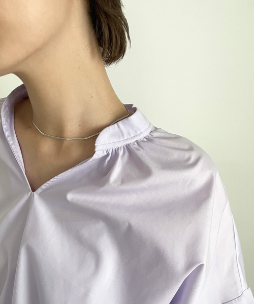 cona（コナ）の「スタンドギャザーVネックブラウス（シャツ/ブラウス・レディース・パープル/ブルー/オフホワイト・FREE）」の15枚目の写真