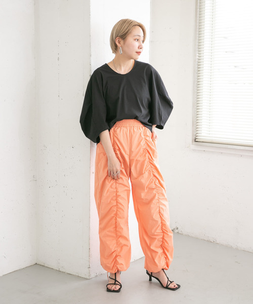 KBF（ケイビーエフ）の「立体スリーブカットソー（Tシャツ/カットソー・レディース・ブラック/ブルー系その他/ホワイト系その他・ONE）」の17枚目の写真