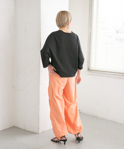 KBF（ケイビーエフ）の「立体スリーブカットソー（Tシャツ/カットソー・レディース・ブラック/ブルー系その他/ホワイト系その他・ONE）」の19枚目の写真