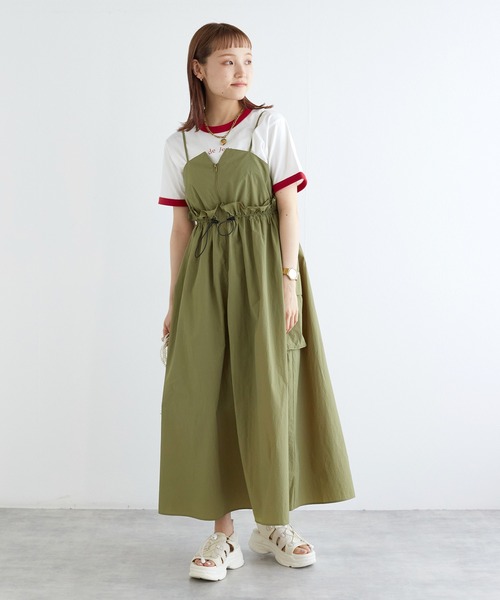 w closet（ダブルクローゼット）の「カーゴナイロンキャミワンピース（ワンピース・レディース・ブラック/ライトカーキ/グレイッシュベージュ/ブラウン/スミクロ・FREE）」の16枚目の写真