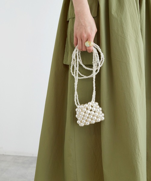 w closet（ダブルクローゼット）の「カーゴナイロンキャミワンピース（ワンピース・レディース・ブラック/ライトカーキ/グレイッシュベージュ/ブラウン/スミクロ・FREE）」の20枚目の写真