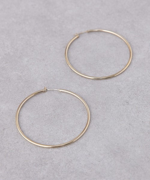 CIAOPANIC TYPY（チャオパニックティピー）の「【 lil/リル】メタルフープピアスM（ピアス（両耳用）・レディース・シルバー/ゴールド・ONE SIZE）」の7枚目の写真