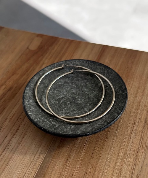 CIAOPANIC TYPY（チャオパニックティピー）の「【 lil/リル】メタルフープピアスM（ピアス（両耳用）・レディース・シルバー/ゴールド・ONE SIZE）」の13枚目の写真