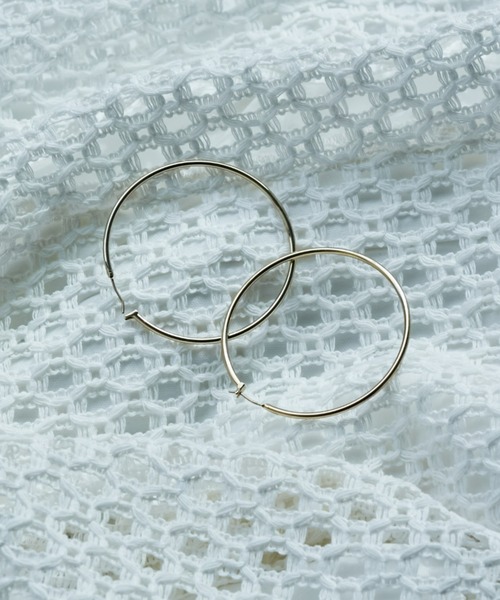 CIAOPANIC TYPY（チャオパニックティピー）の「【 lil/リル】メタルフープピアスM（ピアス（両耳用）・レディース・シルバー/ゴールド・ONE SIZE）」の14枚目の写真