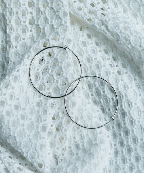 CIAOPANIC TYPY（チャオパニックティピー）の「【 lil/リル】メタルフープピアスM（ピアス（両耳用）・レディース・シルバー/ゴールド・ONE SIZE）」の12枚目の写真