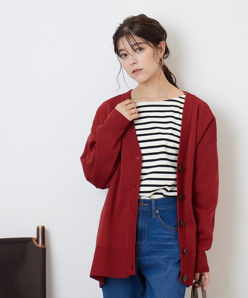 SHOO・LA・RUE（シューラルー）の「◆すっきり見せる スポンディッシュ Vネックカーディガン（カーディガン/ボレロ・レディース・ライトグレー系9/ブルー/ブラック/ブラウン系その他/ワインレッド・00）」の5枚目の写真