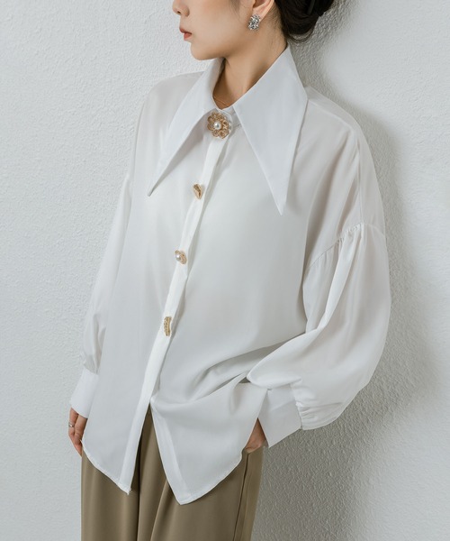 MAISON DE THERESE（メゾン ド テレーズ）の「大人な魅せ/ボリュームスリーブボタンデザインシャツブラウス（シャツ/ブラウス・レディース・ブラック/ホワイト・M/L）」の4枚目の写真