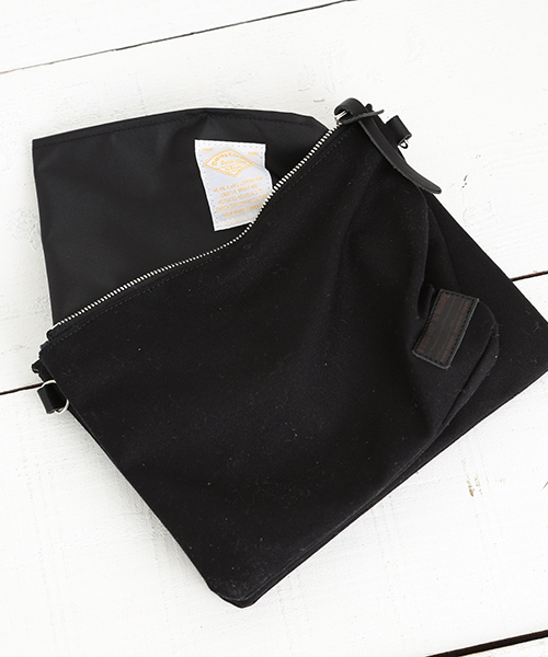 B:MING by BEAMS（ビーミングバイビームス）の「buddy×ビーミング by ビームス / 別注Twin Pouch（クラッチバッグ・レディース・ブラック/オリーブ・ONE SIZE）」の20枚目の写真