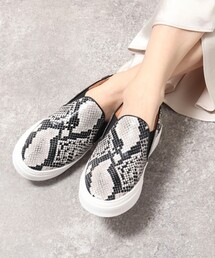 【MOHI/ モヒ】 ◇【WEB限定】パイソンスリッポン