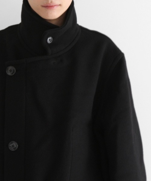 LEMAIRE(ルメール)の「LEMAIRE WRAP COAT(ダウンジャケット/コート・メンズ・ブラック・XS)」の7枚目の写真