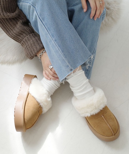 AmiAmi（アミアミ）の「【2025秋冬再販！】厚底ムートンスリッパ/フェイクムートンスリッポン（スリッポン・レディース・ブラック/キャメル/グレイッシュベージュ・LL/L/M/S）」の13枚目の写真