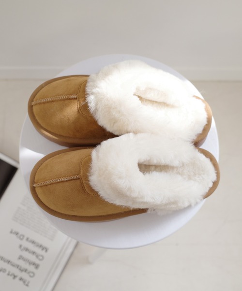 AmiAmi（アミアミ）の「【2025秋冬再販！】厚底ムートンスリッパ/フェイクムートンスリッポン（スリッポン・レディース・ブラック/キャメル/グレイッシュベージュ・LL/L/M/S）」の15枚目の写真