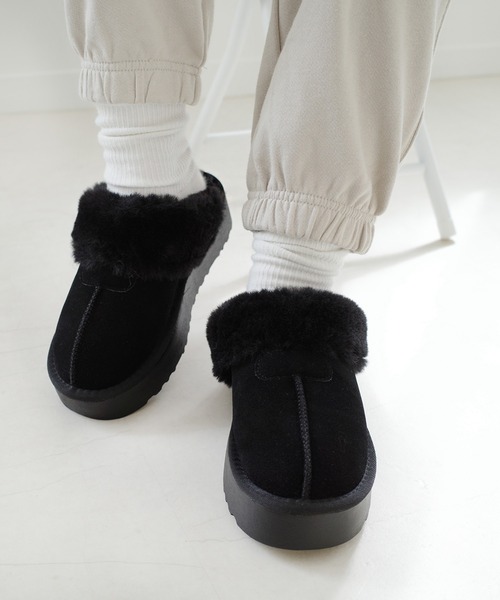 AmiAmi（アミアミ）の「【2025秋冬再販！】厚底ムートンスリッパ/フェイクムートンスリッポン（スリッポン・レディース・ブラック/キャメル/グレイッシュベージュ・LL/L/M/S）」の11枚目の写真