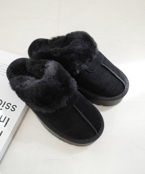 AmiAmi（アミアミ）の「【2025秋冬再販！】厚底ムートンスリッパ/フェイクムートンスリッポン（スリッポン・レディース・ブラック/キャメル/グレイッシュベージュ・LL/L/M/S）」の18枚目の写真