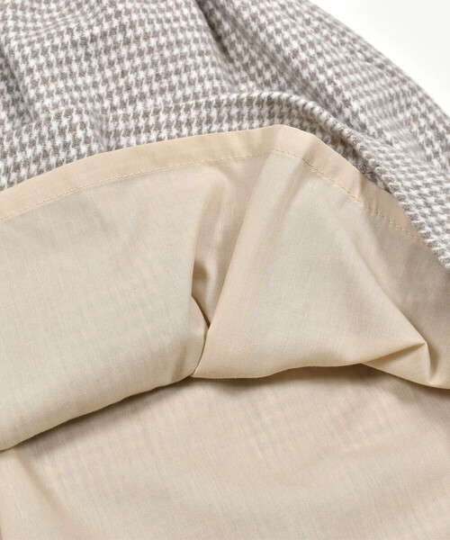 BeBe Petits Pois Vert(ベベプチポワヴェール)の「【店舗限定】ブロックチェックor千鳥柄ジャンパースカート(95~150cm)(ワンピース・キッズ・ベージュ系その他/ブラック系その他・120cm/110cm/130cm/140cm/150cm/100cm/95cm)」の19枚目の写真