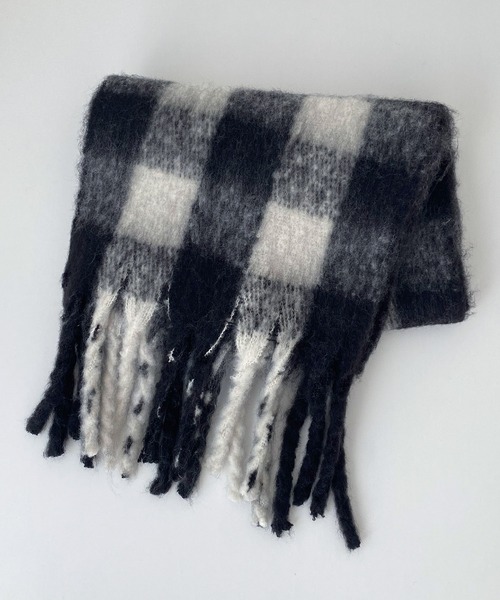 CANAL JEAN(キャナルジーン)の「El mar ブロックチェックフリンジストール(ストール/ショール・レディース・ホワイト×ブラック/サックスブルー/グリーン系その他・ONE SIZE)」の13枚目の写真